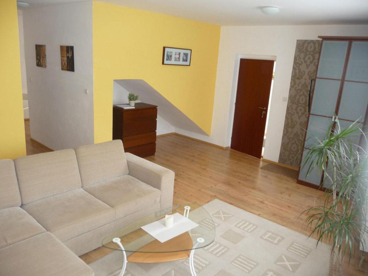 Ubytovanie City Apartman Trenčianské Teplice Exteriér fotografie